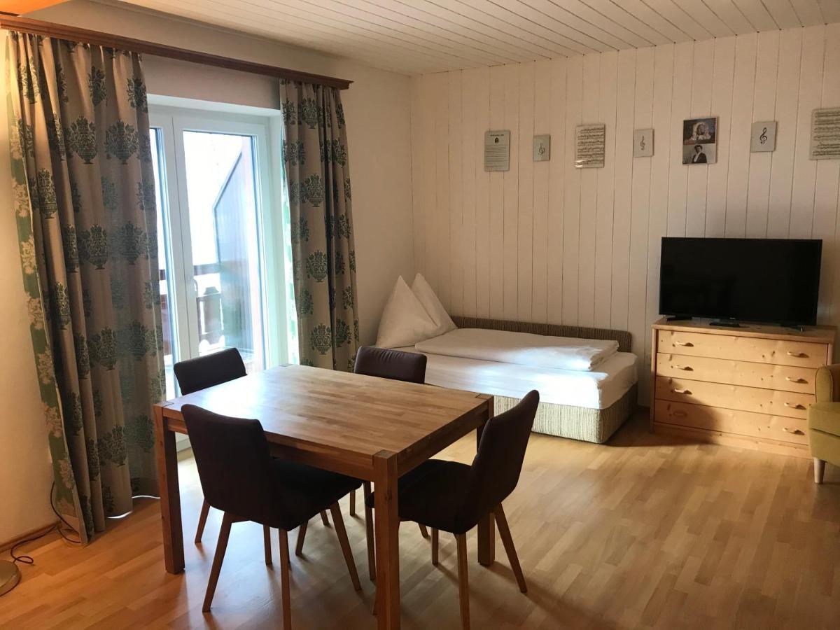 Amadee Appartements Бад-Кляйнкірхгайм Екстер'єр фото